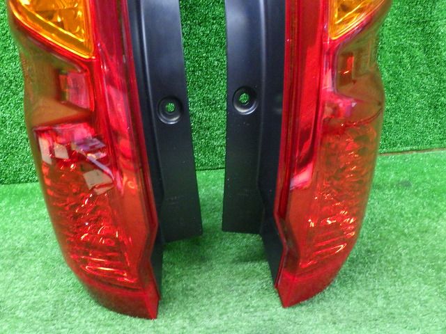 エクストレイル 前期 テールレンズ 左右 T31/NT31 220-63929 日産