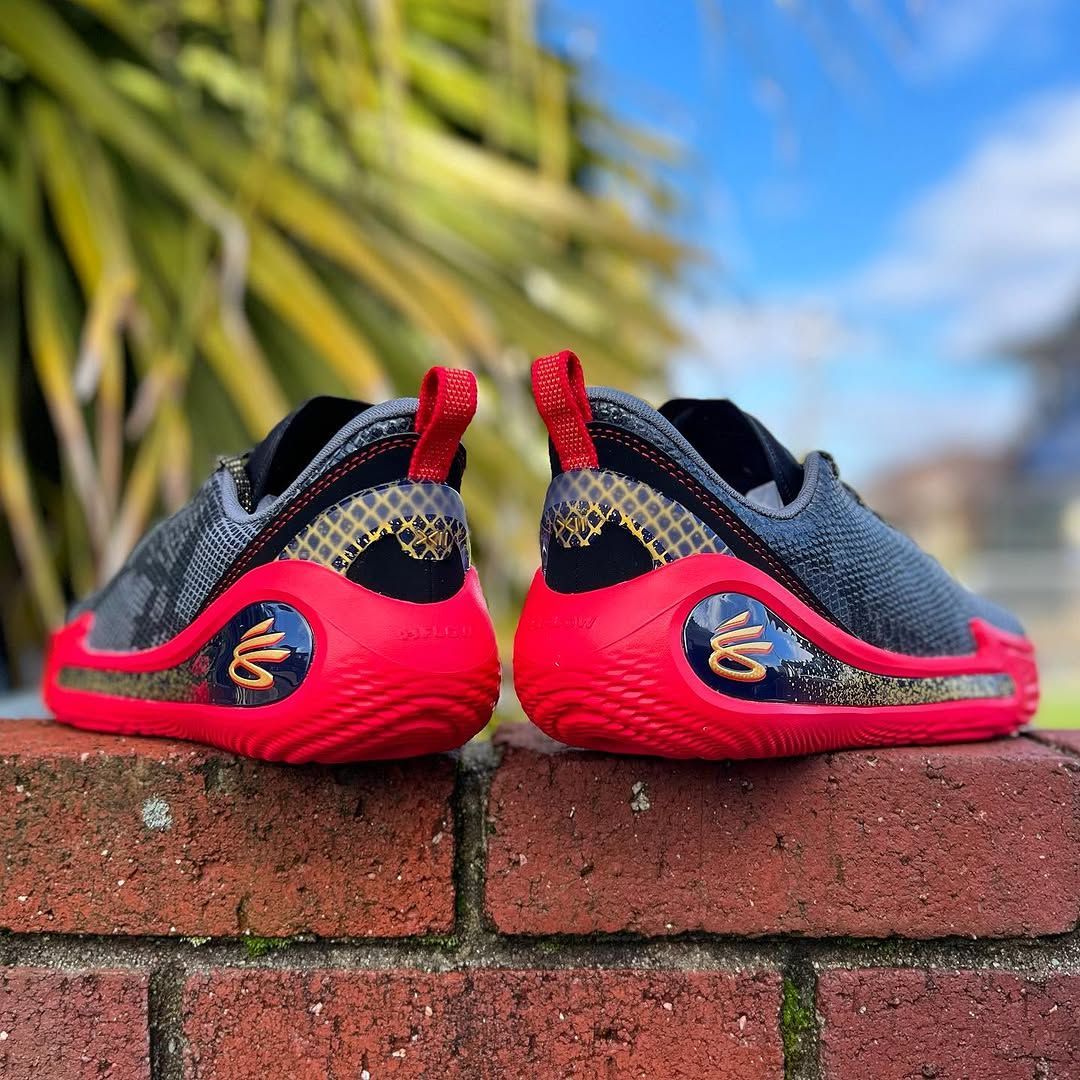 CURRY 12 'SATURN' アンダーアーマー カリー 12 UNDER ARMOUR CURRY 12 'SATURN' アンダーアーマー カリー 12