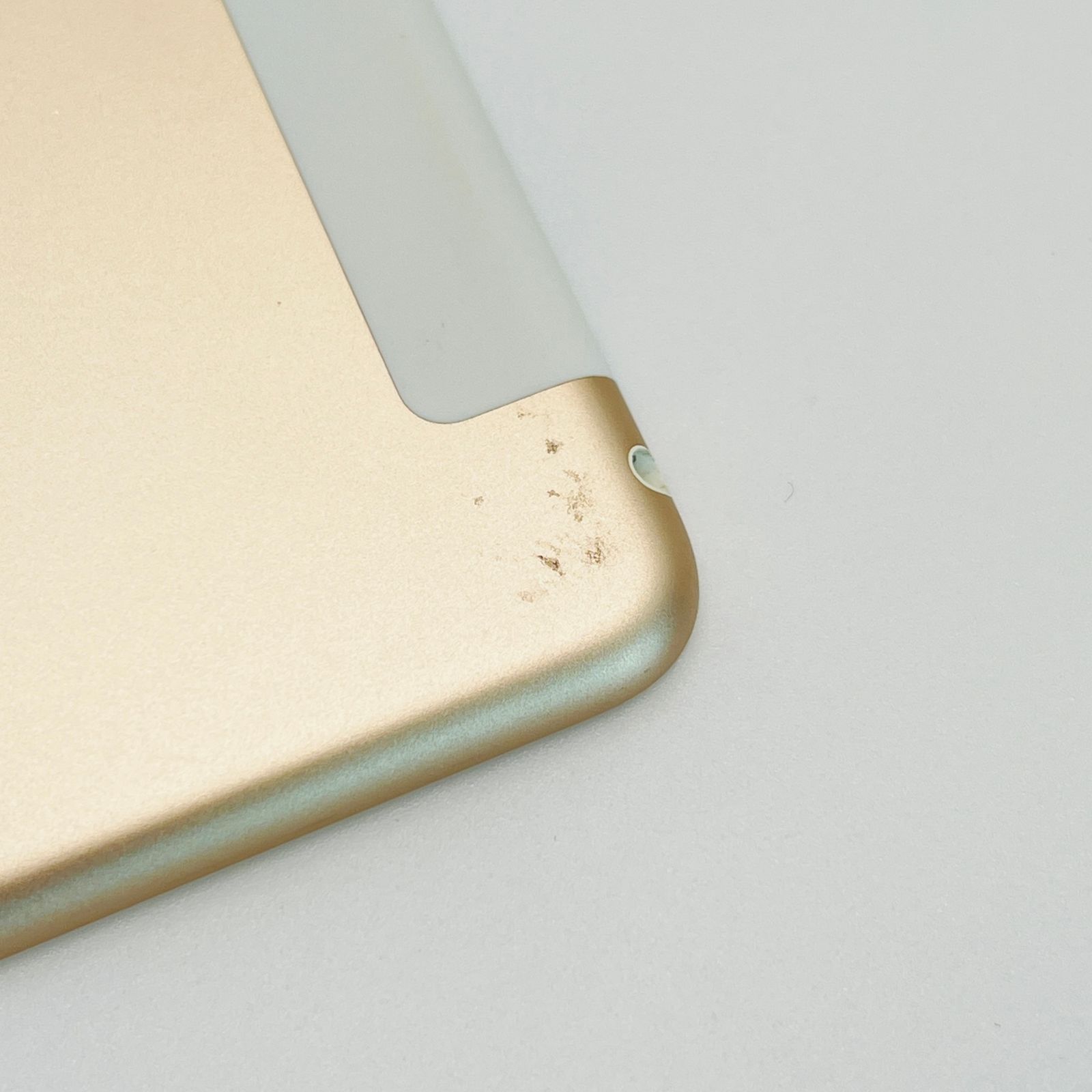 iPad 【中古】【WiFiモデル】○iPad mini 4 WiFi 128GB(ゴールド)【訳