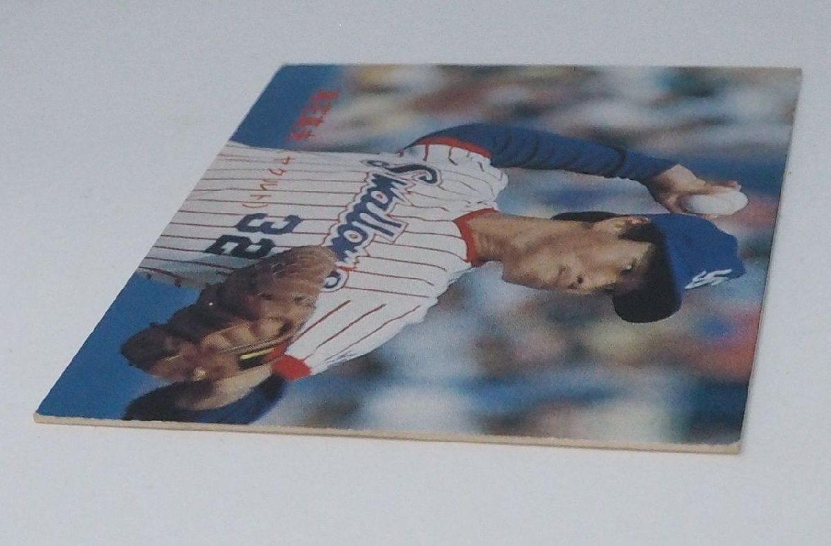 85年 カルビー プロ野球カード No.21【尾花 高夫 ヤクルト