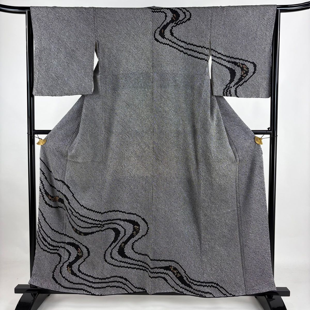 訪問着 身丈157cm 裄丈64cm M 袷 流水 草花 金糸 絞り 黒灰 正絹 名品