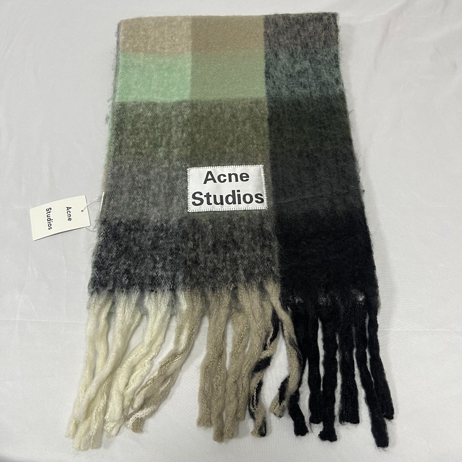 新品未使用 Acne Studios アクネストゥディオズ マフラー - メルカリ 