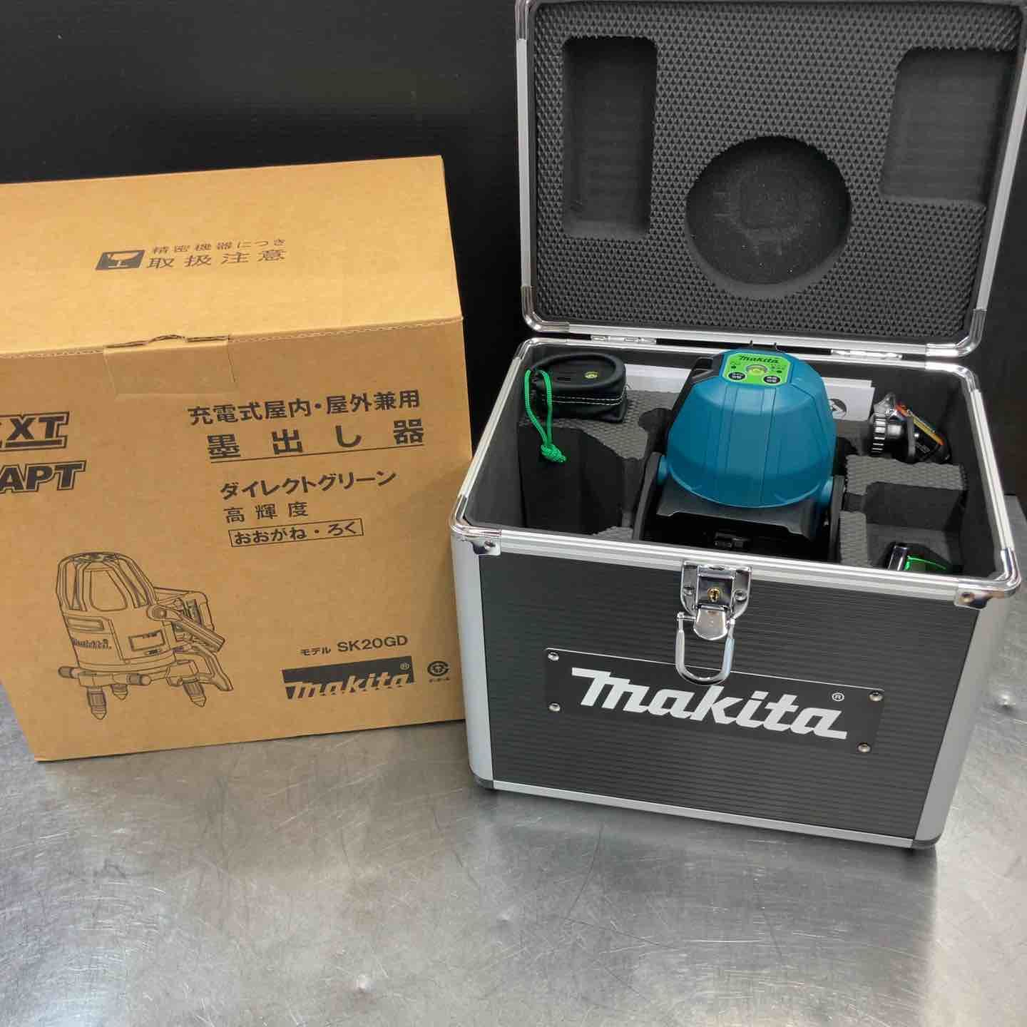 店頭 マキタ makita 10.8Vグリーンレーザー墨出し器 SK20GD 東大和店