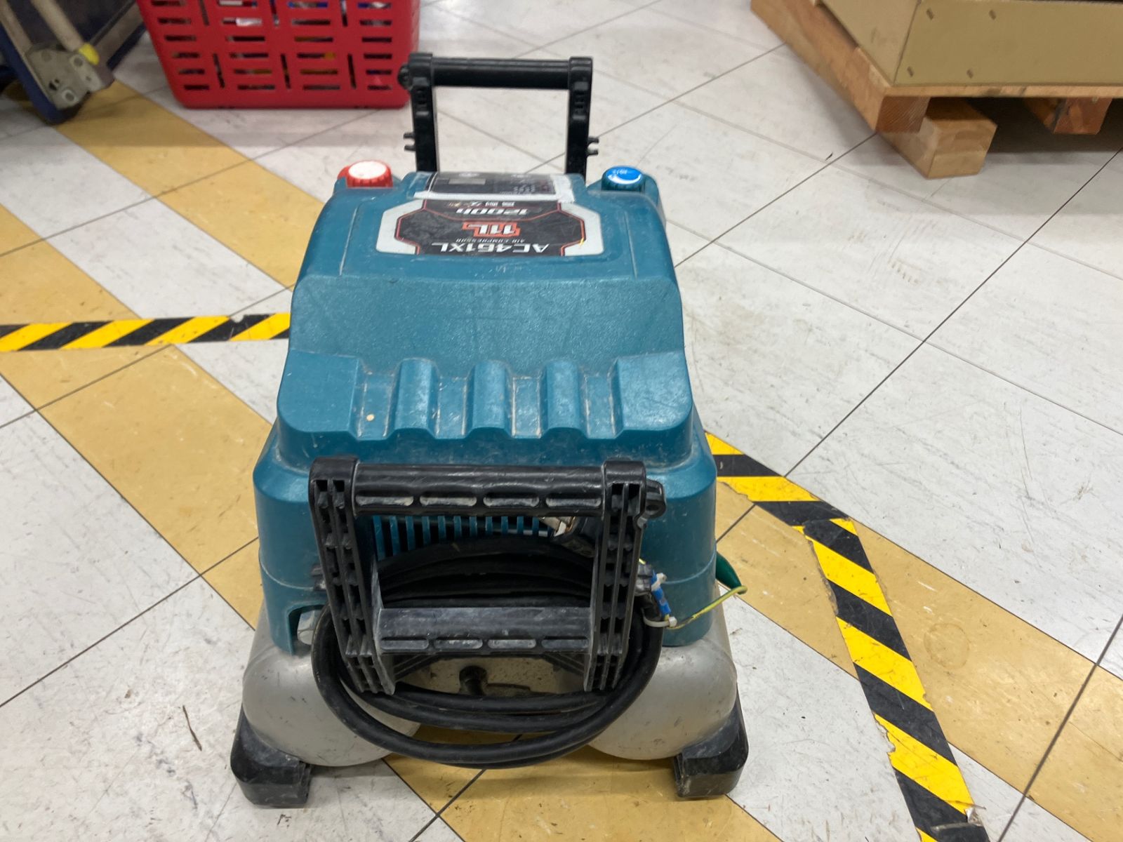 AC461XL エアが0.7までしか上がらず充填が止まりません