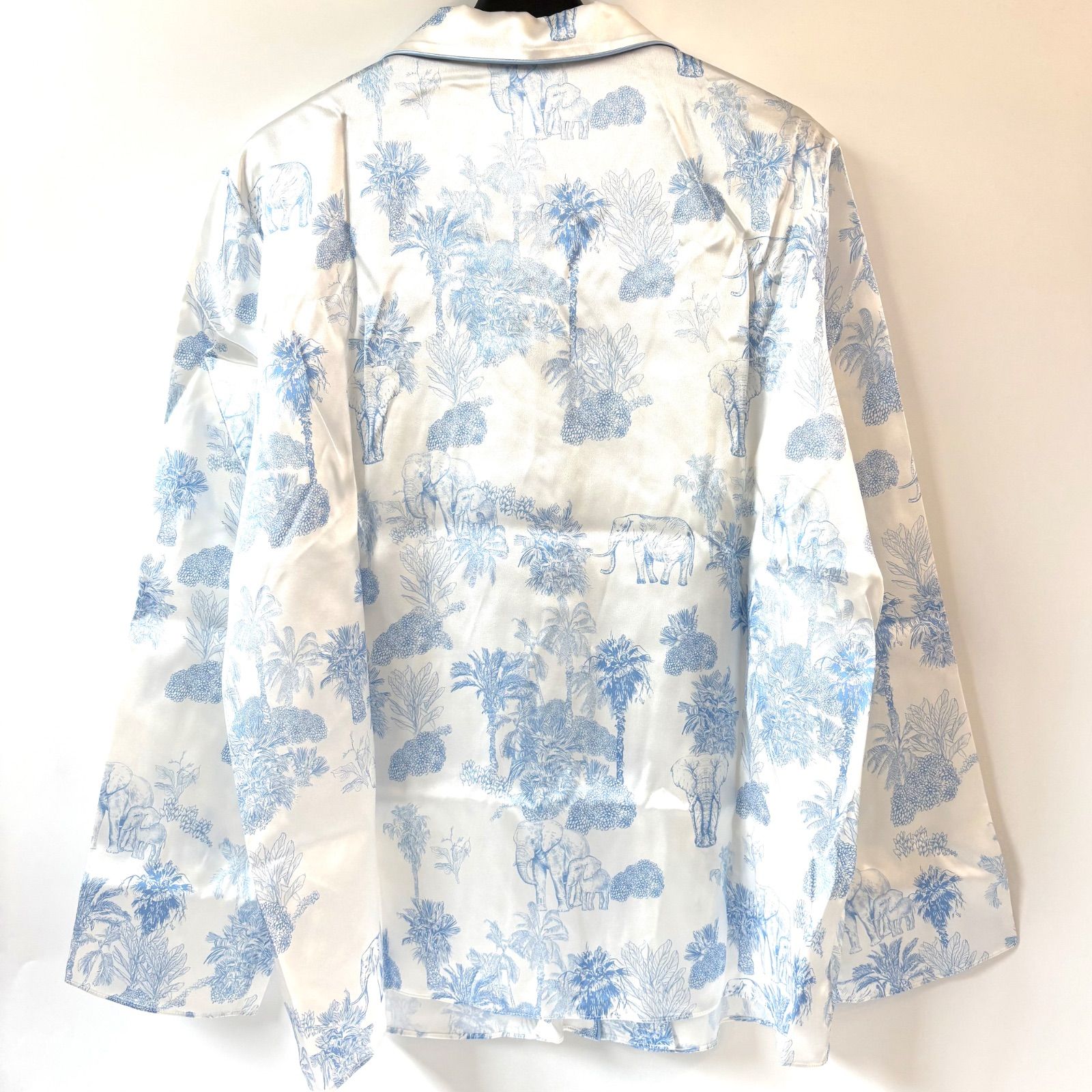 ◼️LILY SILK◼️ 新品タグ付き✨ ラ テラ・プリントシリーズ 長袖長