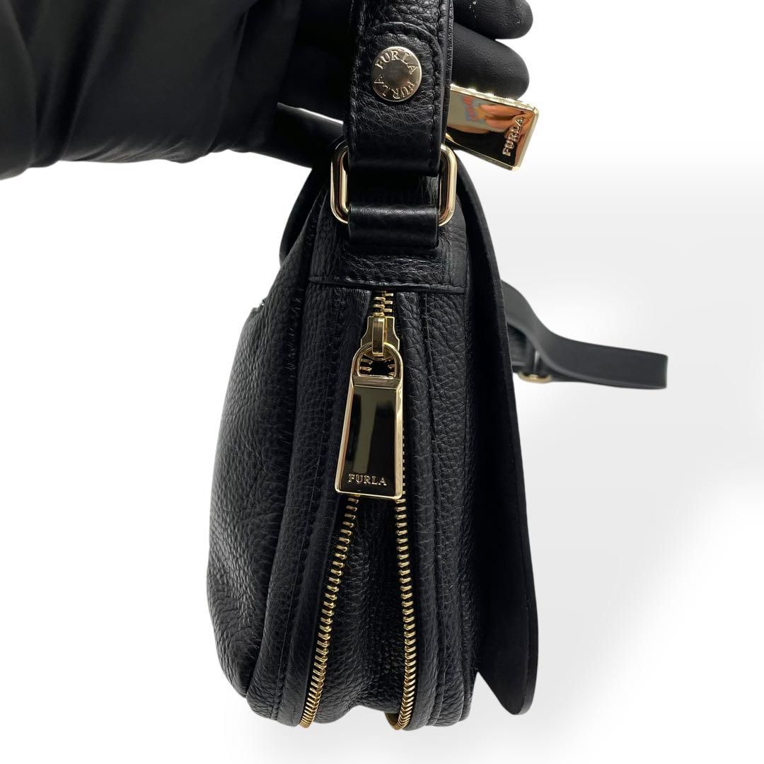 【極美品】FURLA ショルダーバッグ ハイパー 2way M ブラック レザー フルラ Furla M パイパー ショルダーバッグ レザー ブラック