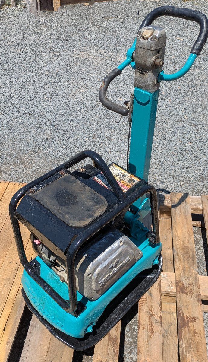三笠産業 4サイクルガソリンエンジン プレートランマー MＶＨ－100AR 送料別