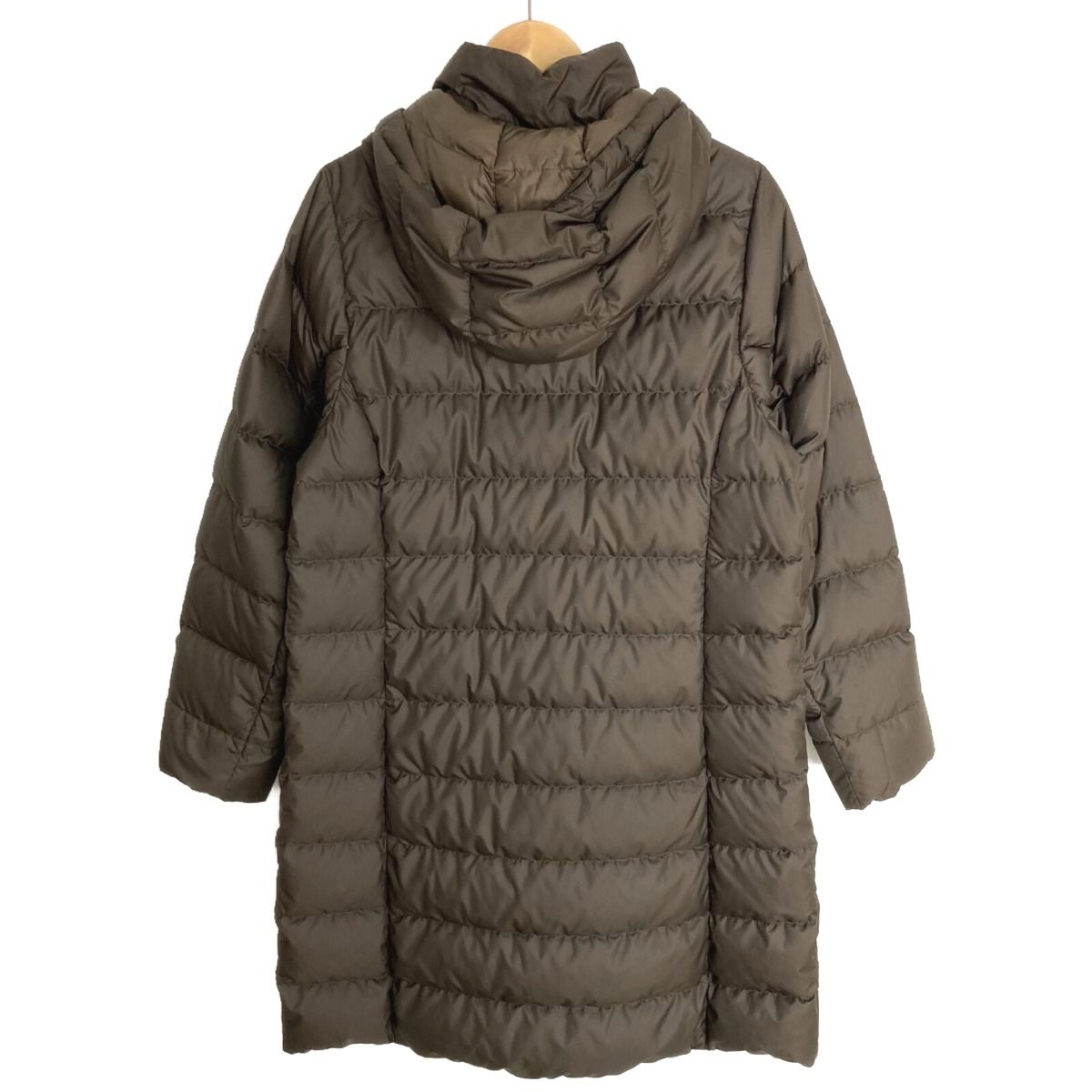 美品　モンベル mont-bell 1101550 トラベルダウン ロングコート ダウンジャケット トラベルダウンロングコート Women's 1101550