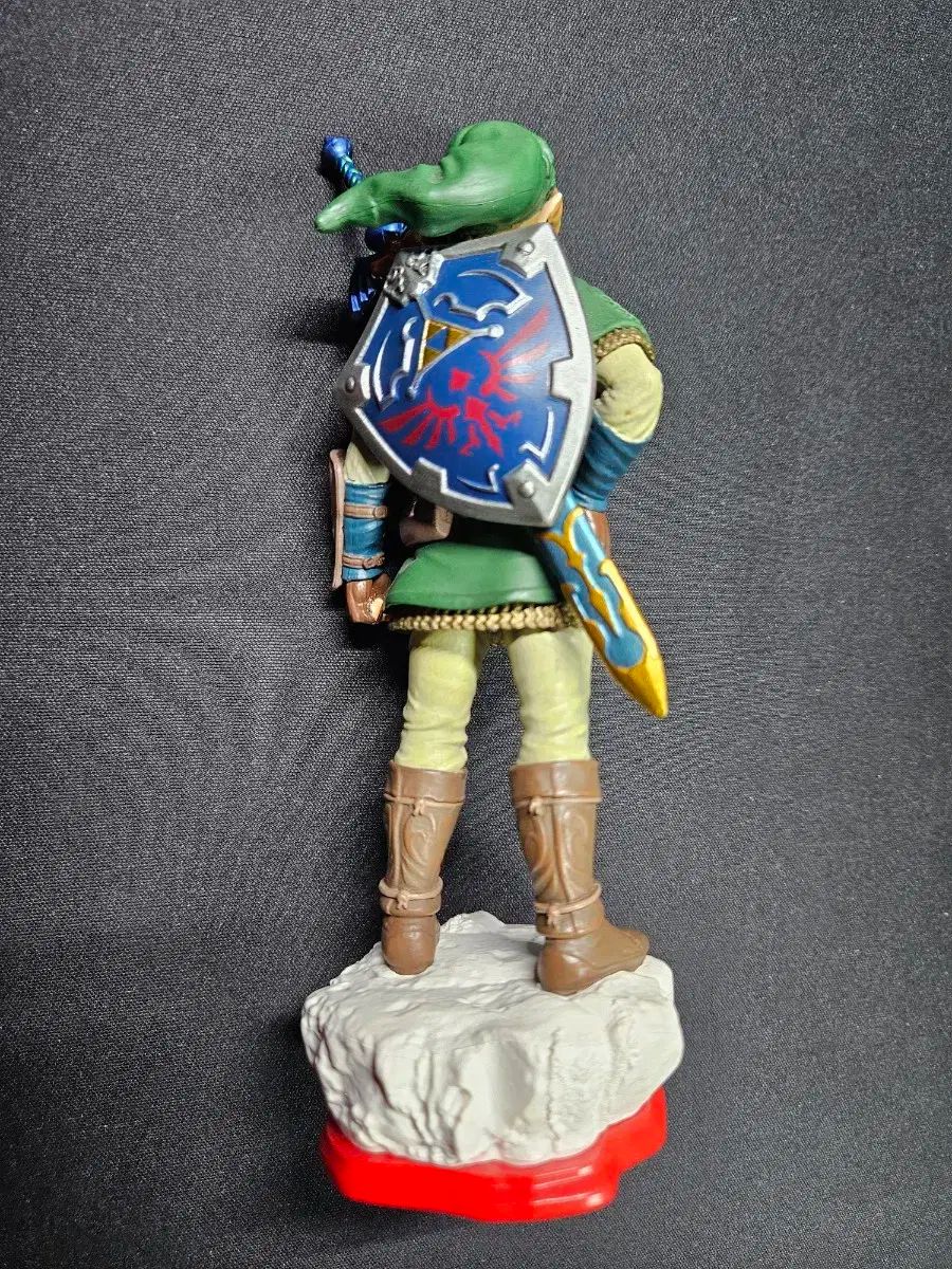 Nintendo（任天堂） ストア ゼルダの 伝説 リンク フィギュア