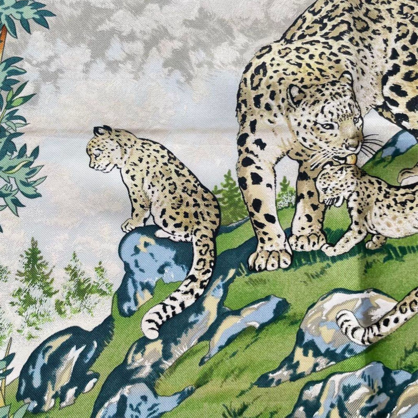 HERMES ｜エルメス パンダ カレ90 Sichuan 四川省 スカーフ 5938ced29416985e40127576cc3ea3