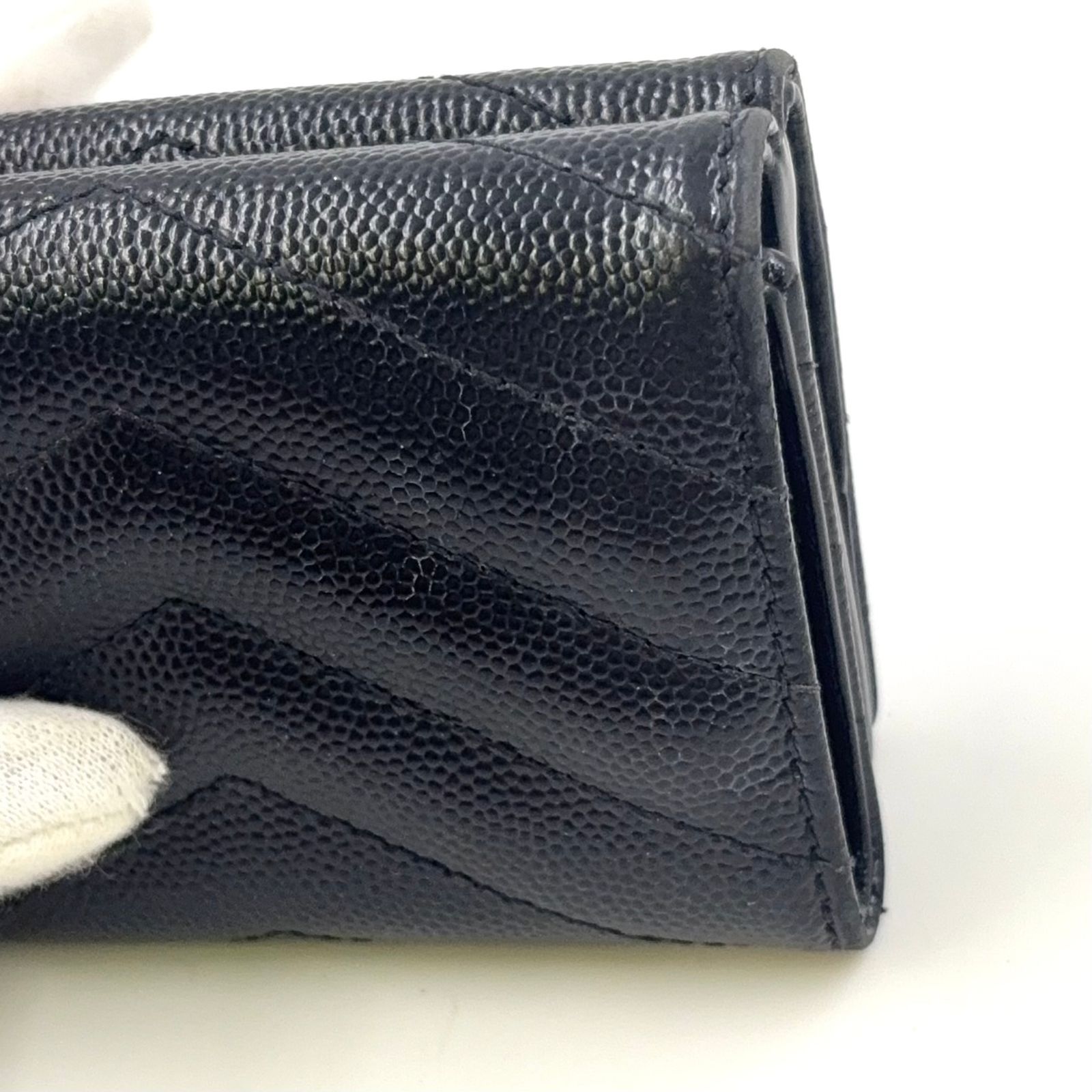 YSL 黒 三つ折り財布 ゴールドロゴ SAINT LAURENT [正規ラッピング済] Saint Laurent サンローラン