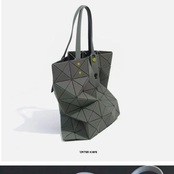 新品未使用BAOBAO LUCENT GLOSS バオバオ イッセイミヤケ トートバッグ ISSEY MIYAKE - メルカリ