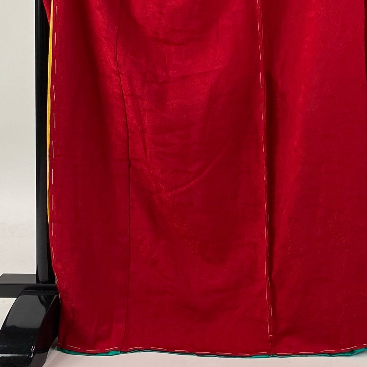 振袖 身丈166cm 裄丈69cm 未仕立て 仮絵羽 地紋 赤 正絹 名品