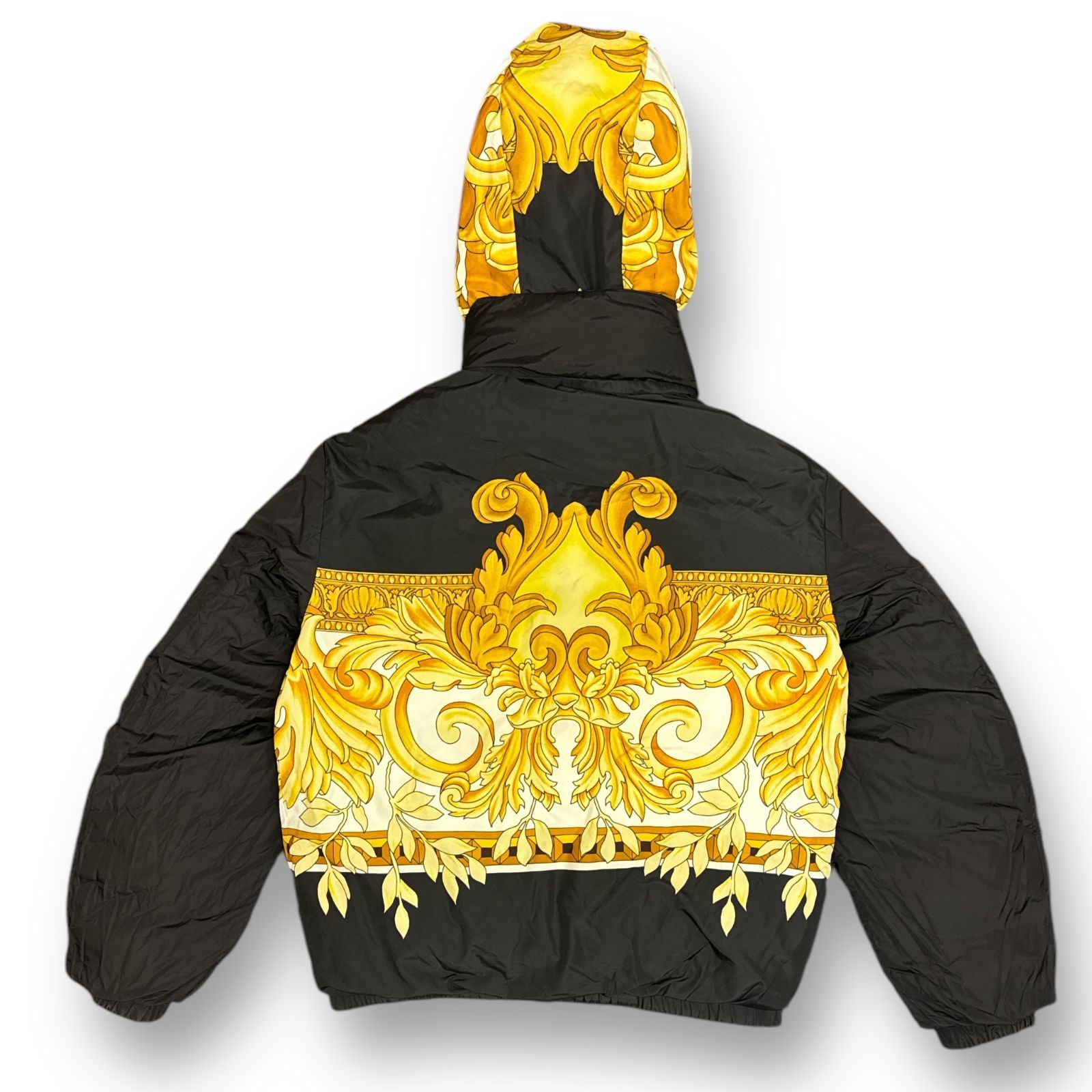 国内正規 VERSACE フード付き 総柄 リバーシブル ダウン ヴェルサーチ 