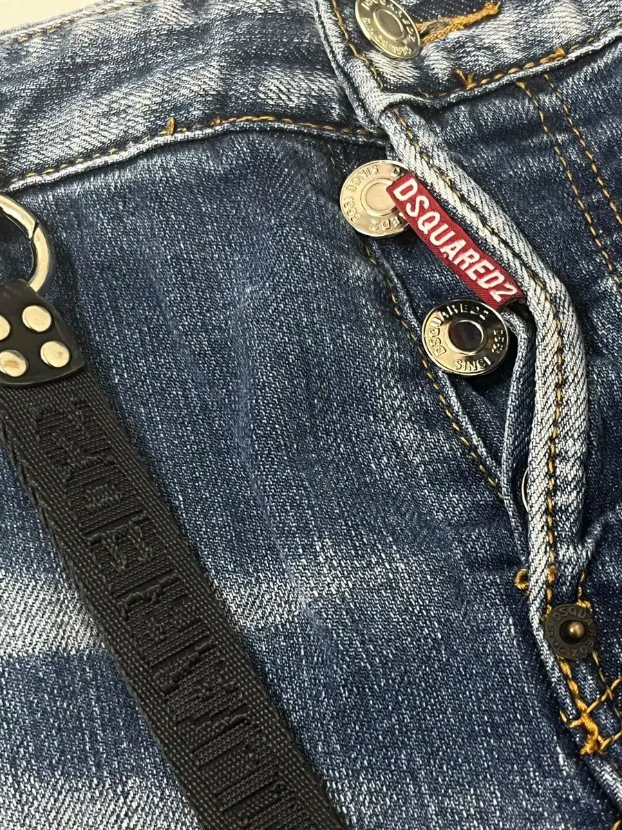 ディースクエアード DSQUARED2 デニム 44 ペイント加工 イタリア製