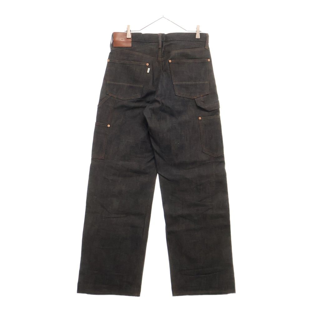 Knee Denim