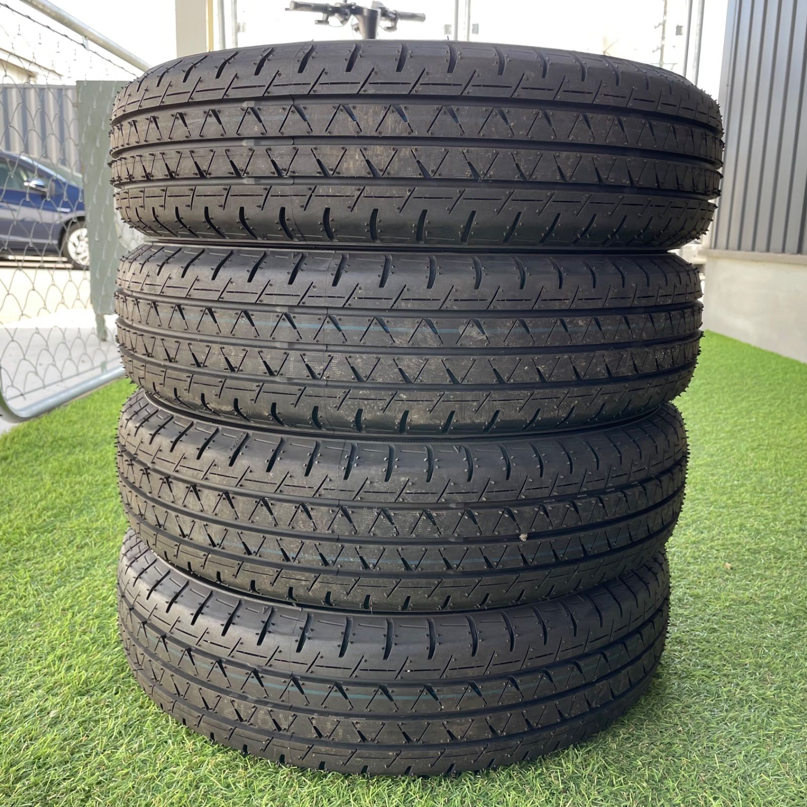 美 品】SUZUKI スズキ エブリイジョイン純正タイヤ YOKOHAMA 145/80R12 