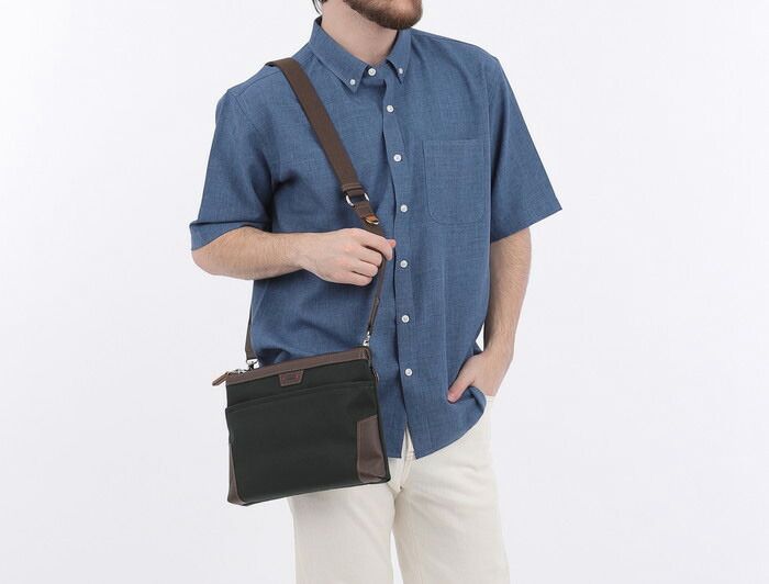 TAKEO KIKUCHI タケオキクチ タケオ キクチ マーカス サコッシュ