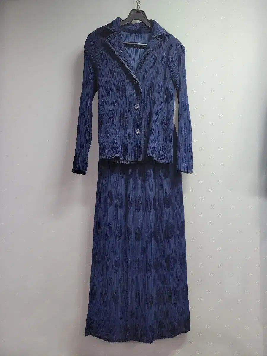 55 66 ISSEY MIYAKE プリーツ スカート セットアップ