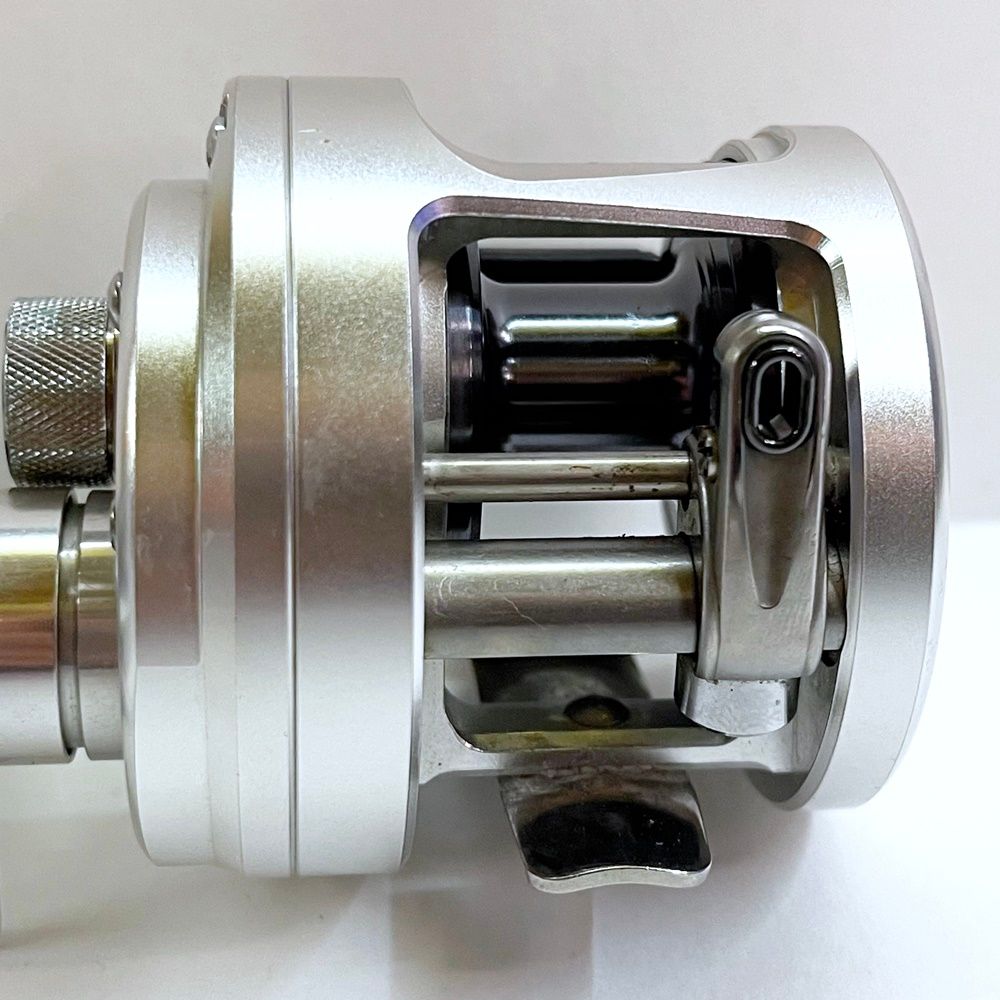 オシア カルカッタ 200HG SHIMANO 【公式通販】