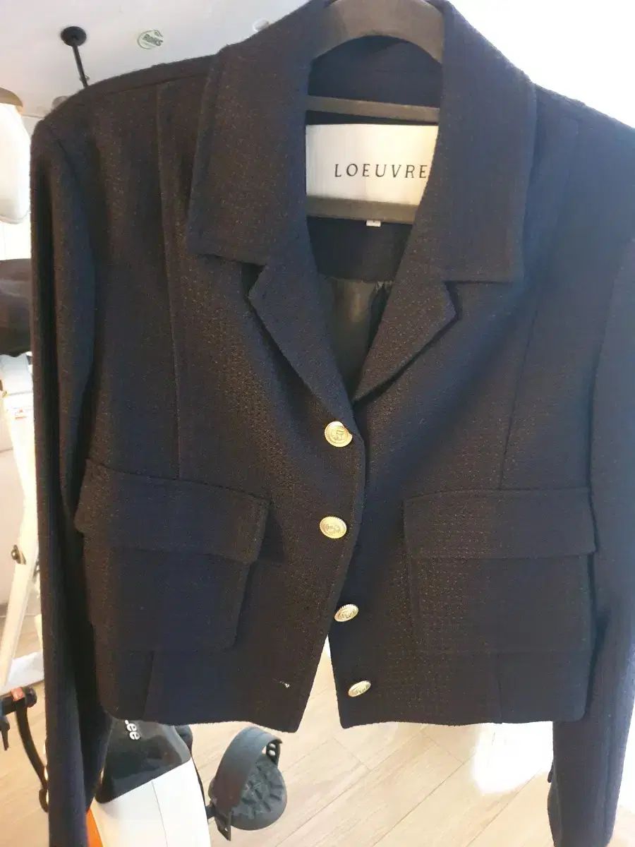 ウェンディ LOEUVRE