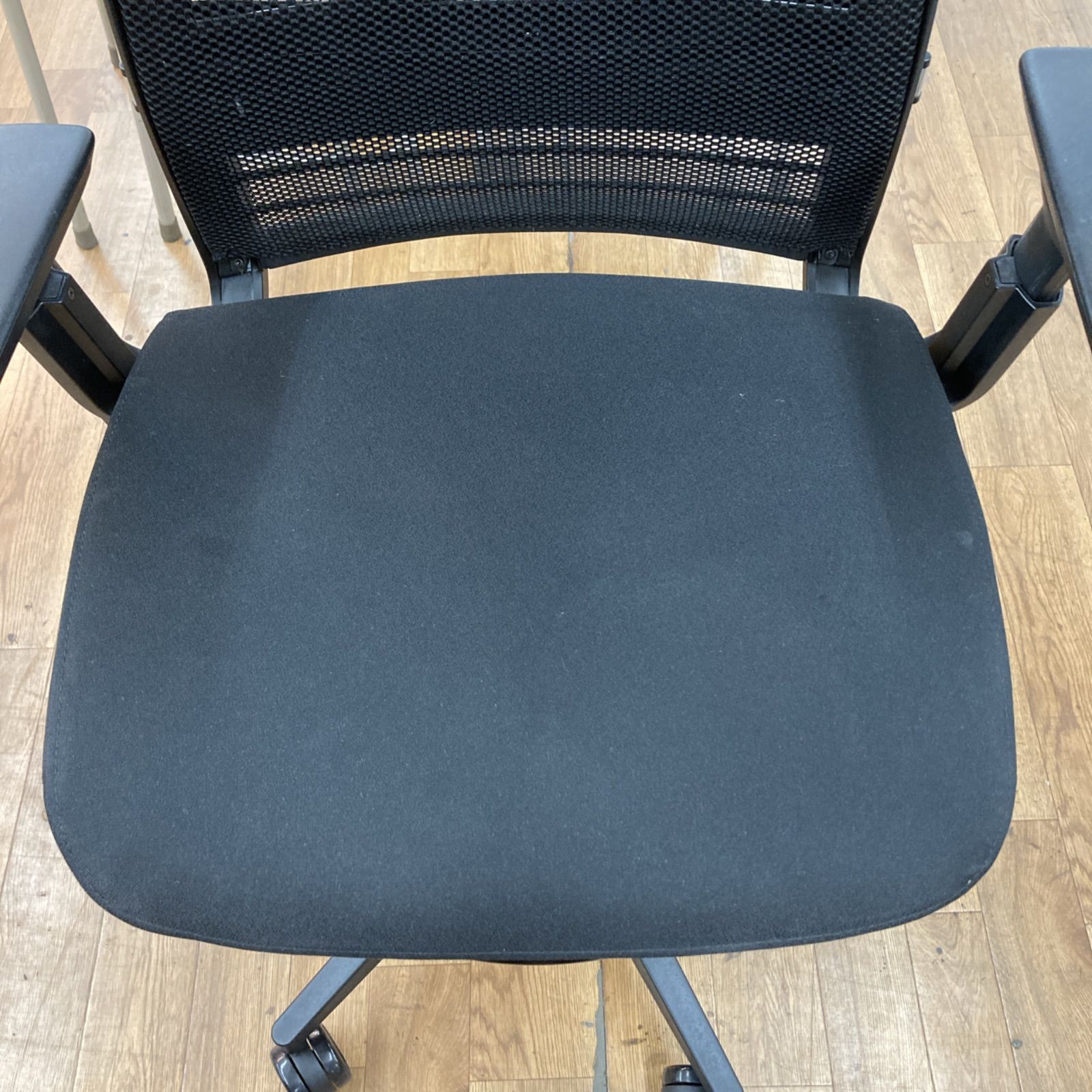 オフィスチェア