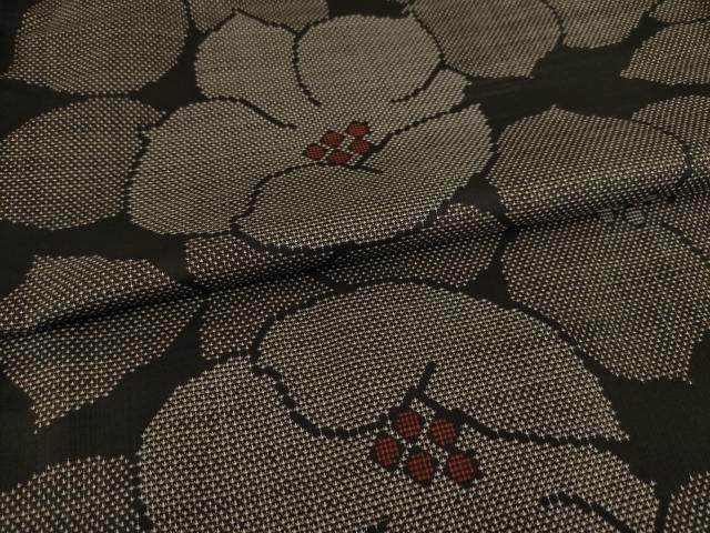 平和屋着物○本場大島紬 カタス7マルキ 泥染め 舞花文 正絹 逸品