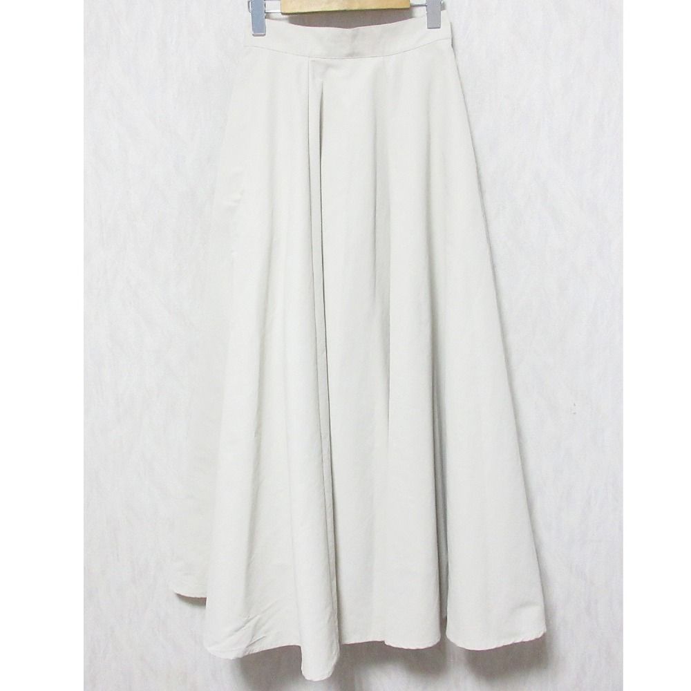 美品 21AW CLANE クラネ ボリュームフレアマキシスカート 11109-6182 1 ベージュ レディース 古着 中古 USED