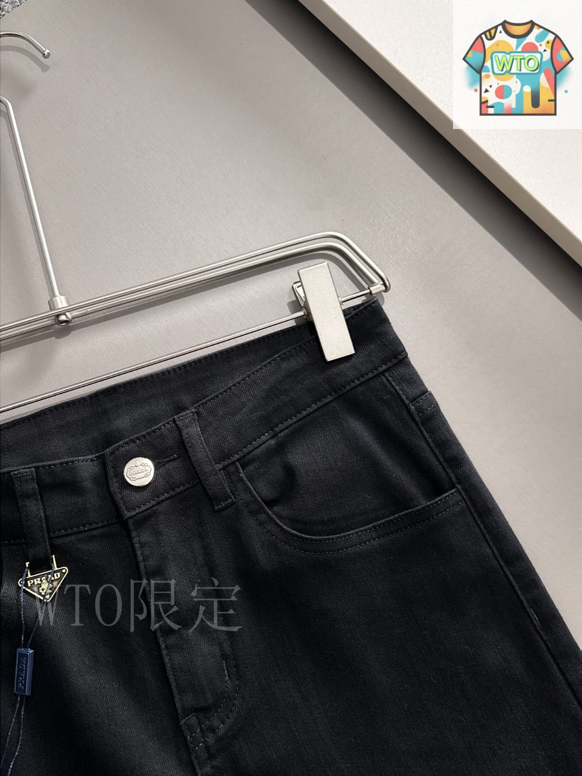 2025新作◆PARDA◆プラダ テーパードデニムジーンズ 2024-2025 AW PRADA(プラダ) パンツ・ボトムス(メンズ) - 海外