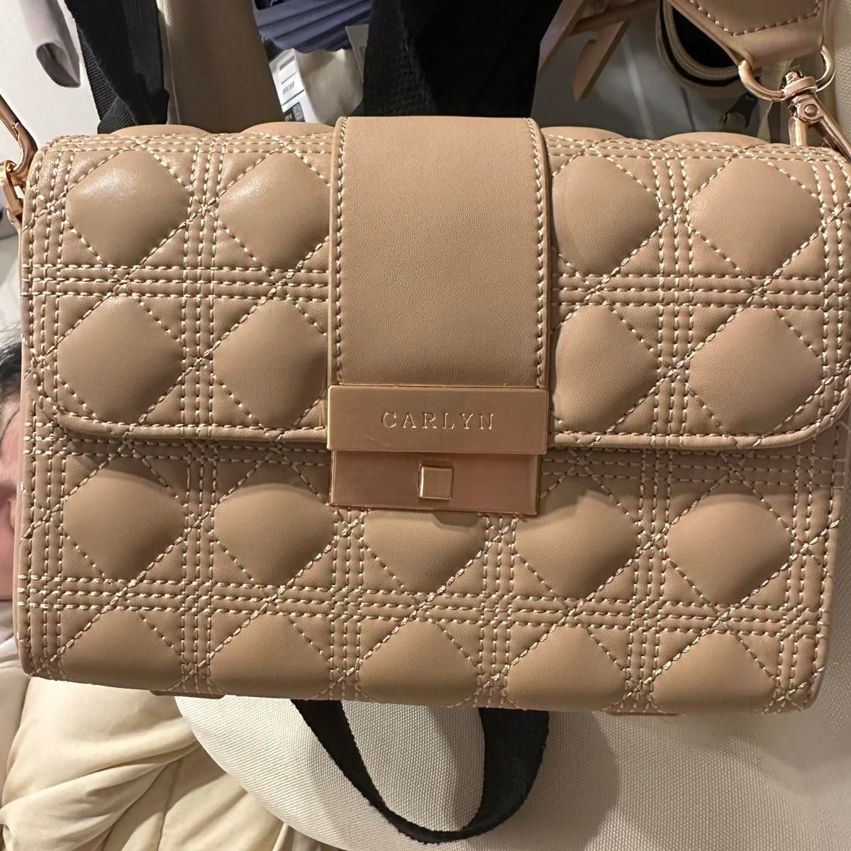 Bunjang商品韓国直送】CARLYN(カーリン) ミニッツバッグ ライト  