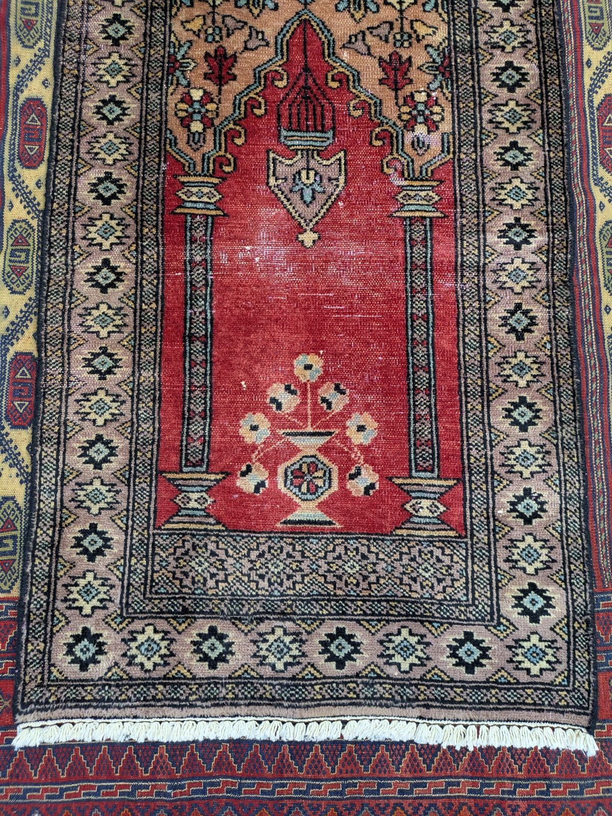 ヴィンテージラグ パキスタン絨毯 トライバルラグ ハンドメイド 手織り