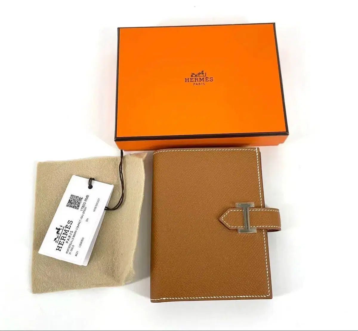 【雷市場（ポンジャン）商品韓国直送】 新品 付属品完備 Hermes(エルメス) ベアン コンパクト 二つ折り財布 エプソン ゴールド シルバー金具