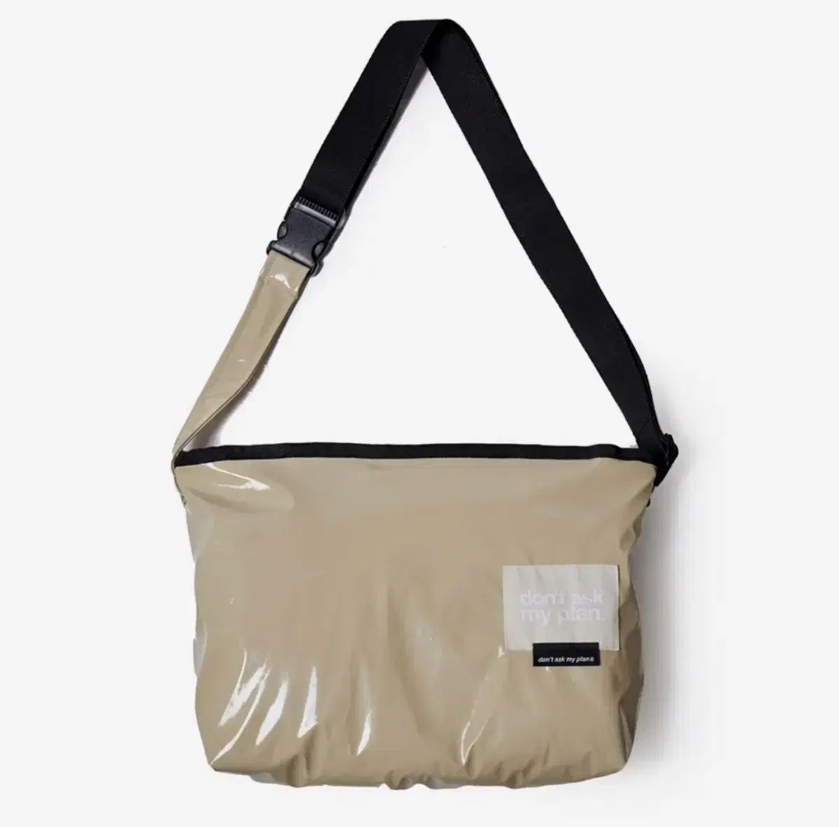 ダウン メッセンジャーバッグ