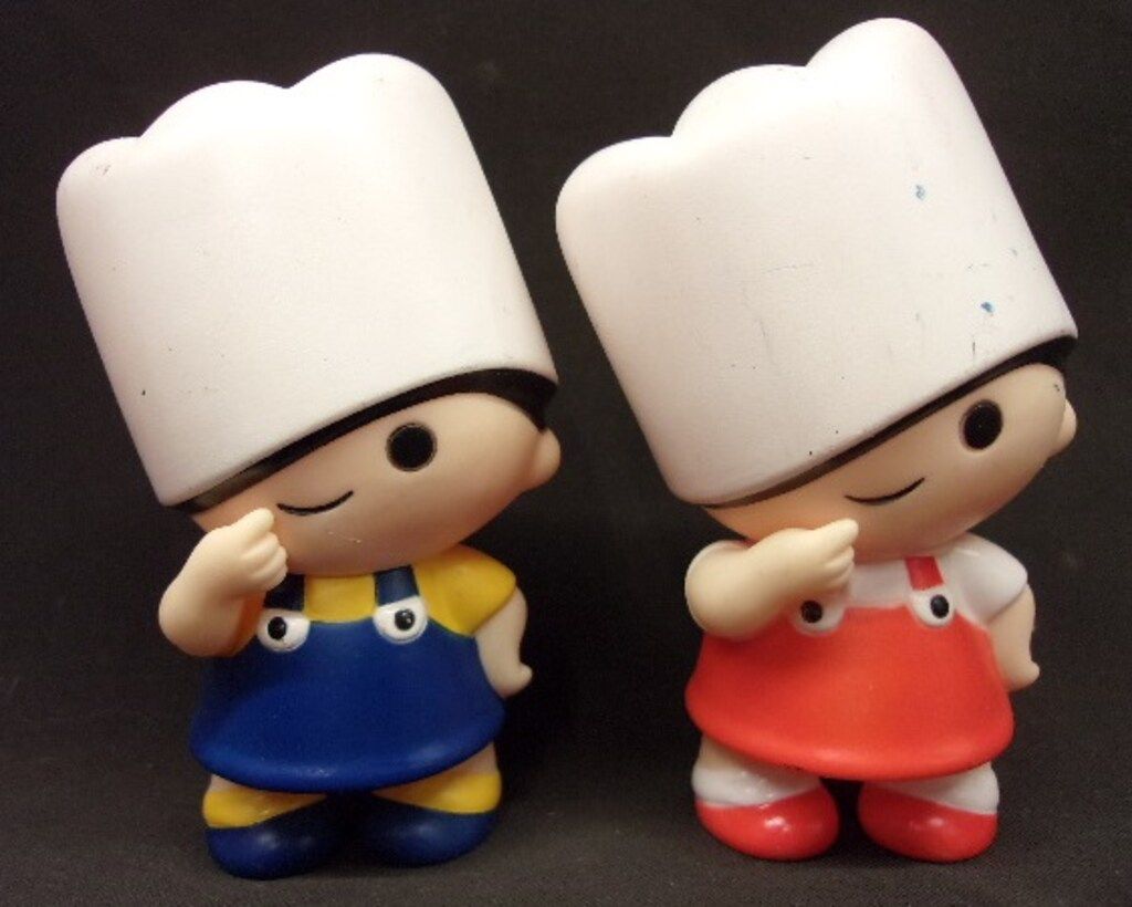 c*b様 当時物 ソフビ リョーユーパン リョーちゃん ユーちゃん 2体セット リョーユーパン ソフビ人形 リョーちゃんユーちゃん 2体セット H100mm