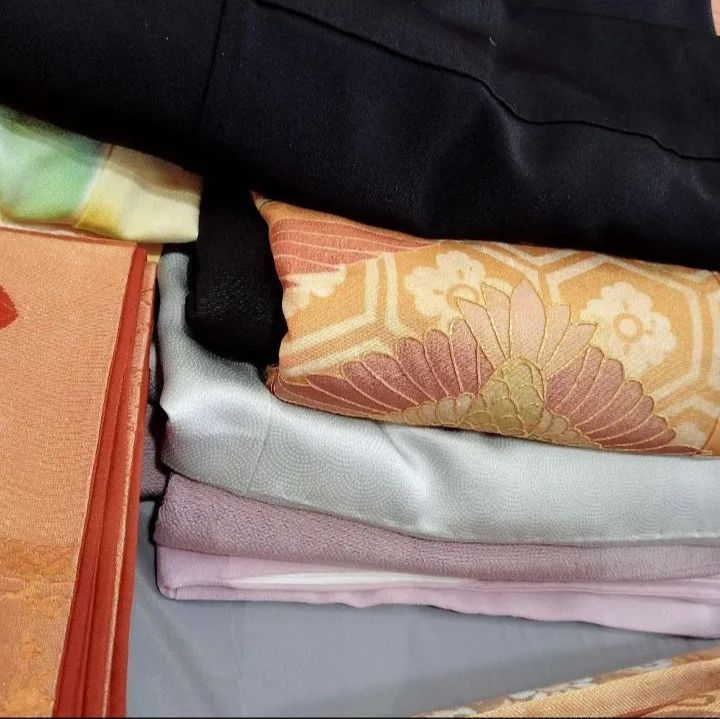 着物商品40点おまとめ 正絹着物８枚