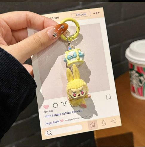Labubu ラブブ バッグチャーム キーホルダー マスコット キー