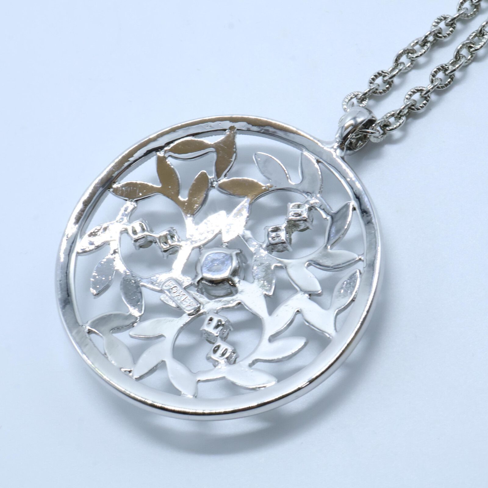 FOXEY フォクシー リーフモチーフ 透かしデザイン ライン