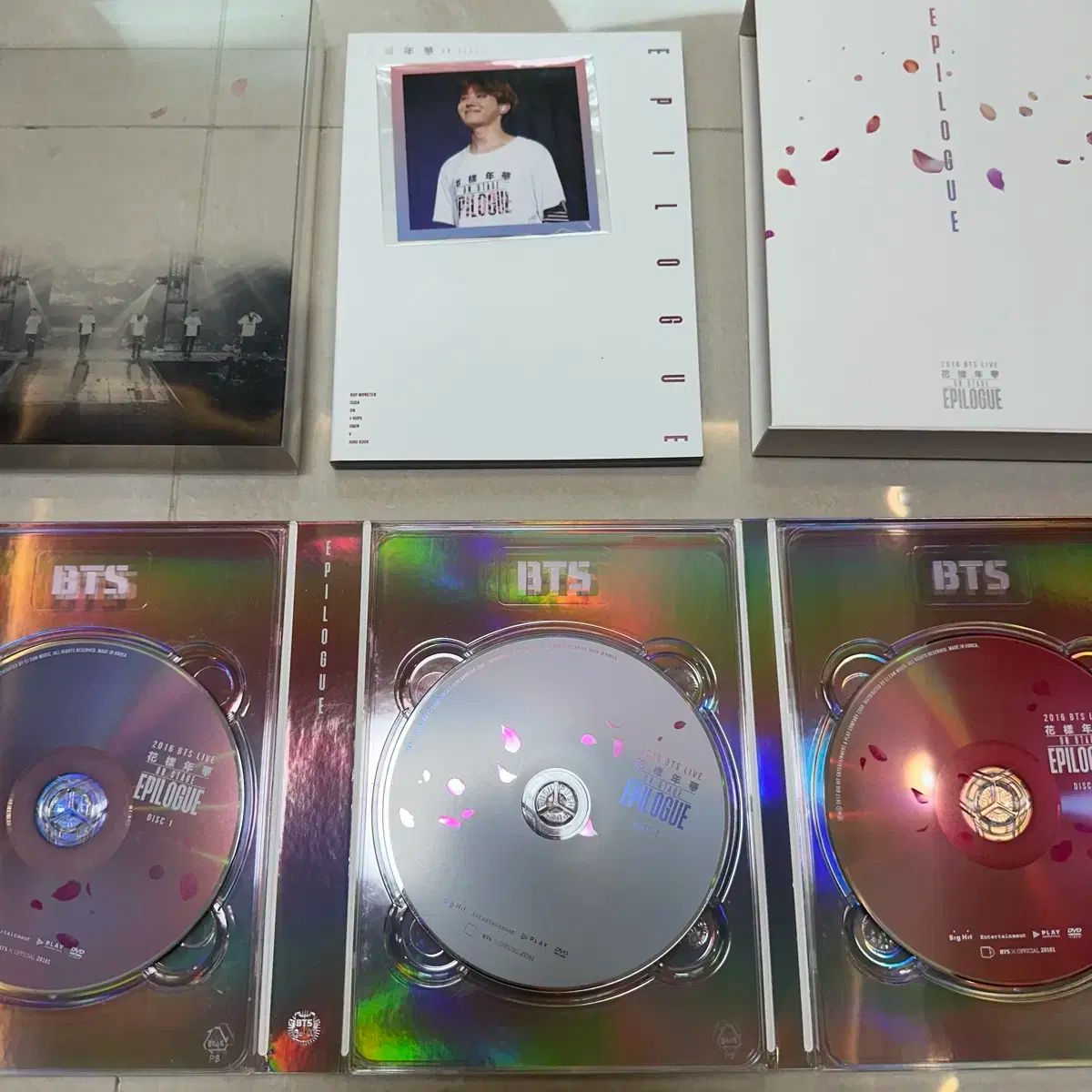 BTS エピローグ BTS – 2016 BTS Live 花様年華 On Stage: Epilogue ～Japan
