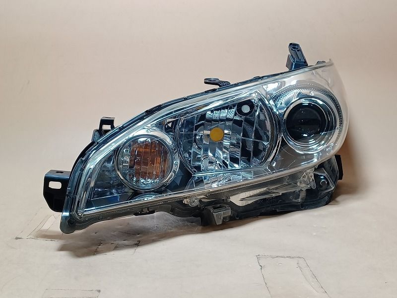 コーティング済 ウィッシュ ZGE25G 左ヘッドランプ ヘッドライト 1.8X イチコ 68-15 81170-68070 202