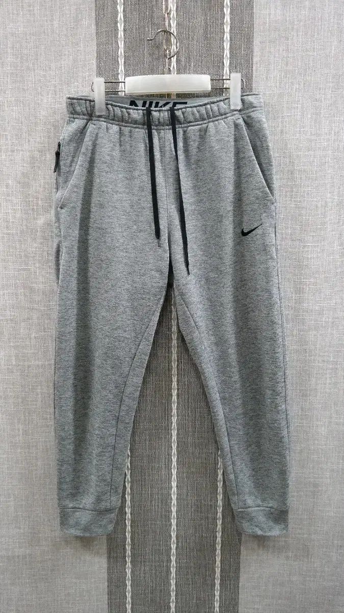 Nike(ナイキ） サーマフィット メンズ パンツ