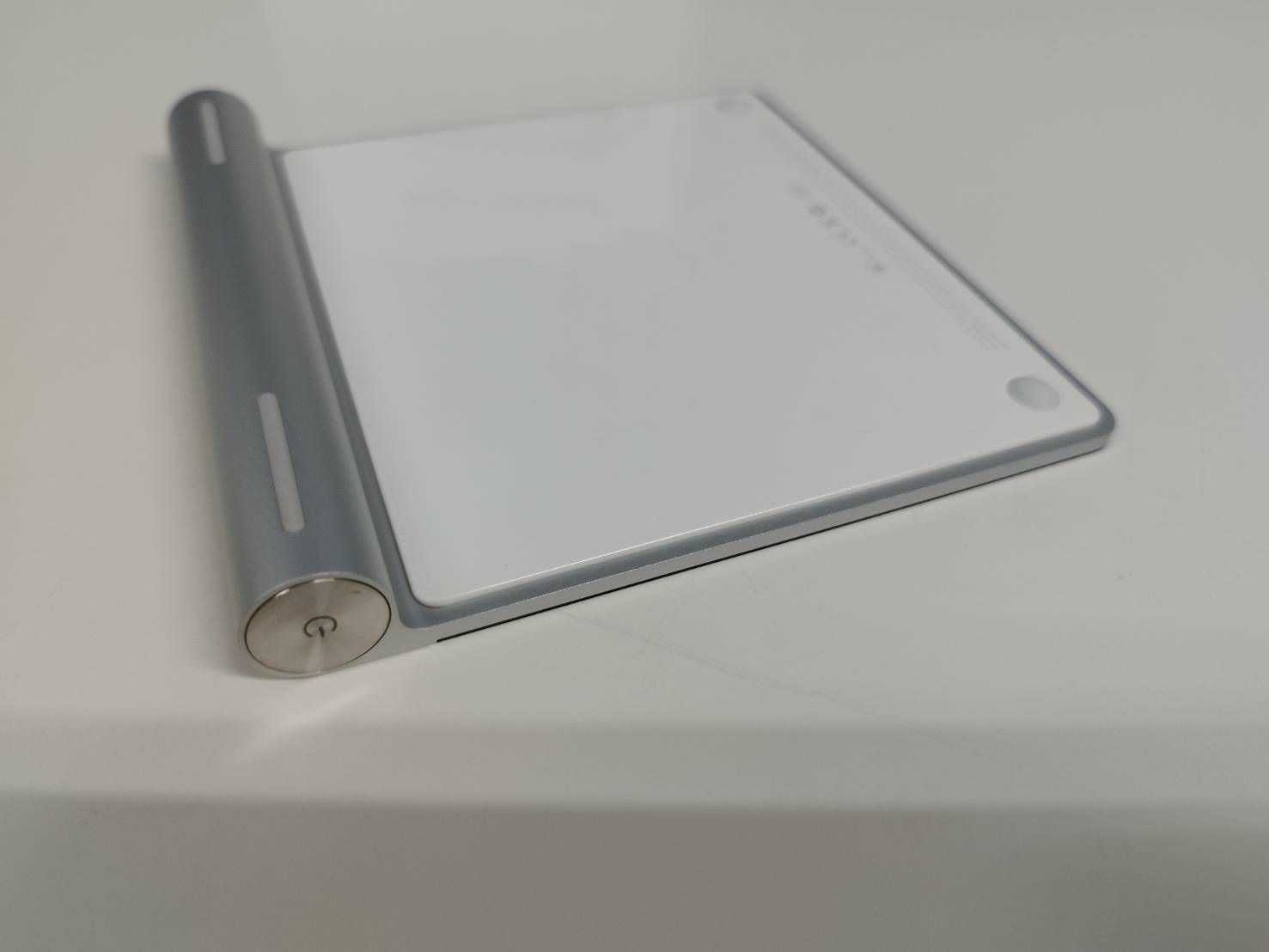 Apple Magic Trackpad/A1339〈MC380J/A〉 - メルカリ