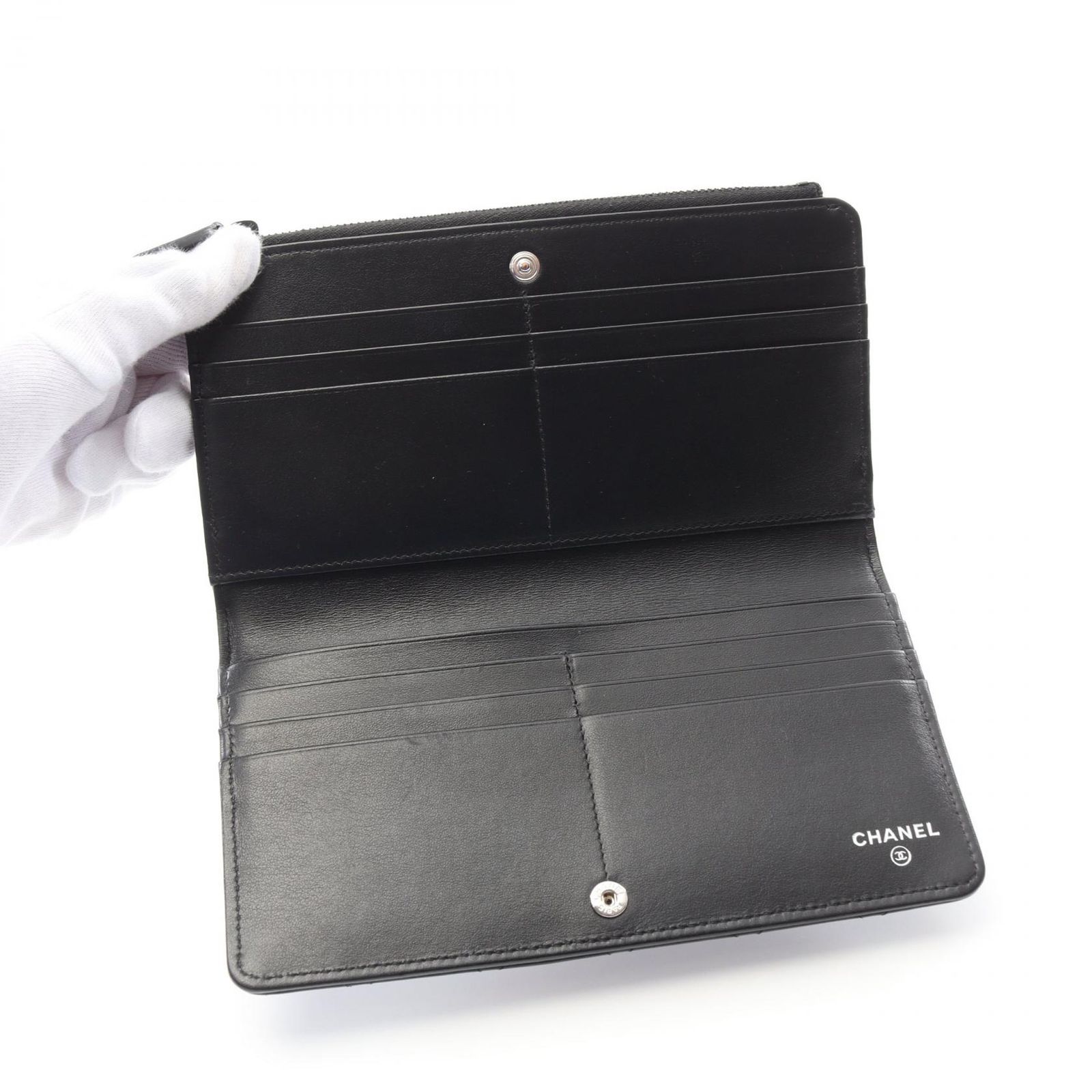 シャネル CHANEL ワイルドステッチ 二つ折り長財布 黒