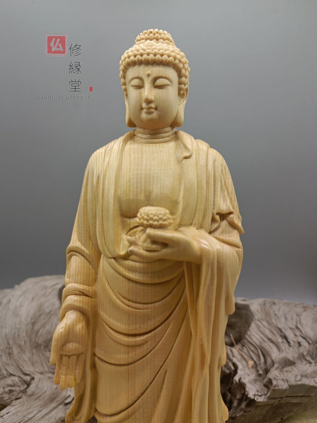 ブランドのギフト 釈迦如来立像 木彫仏像 釈迦牟尼仏 柘植材 仏教工芸 