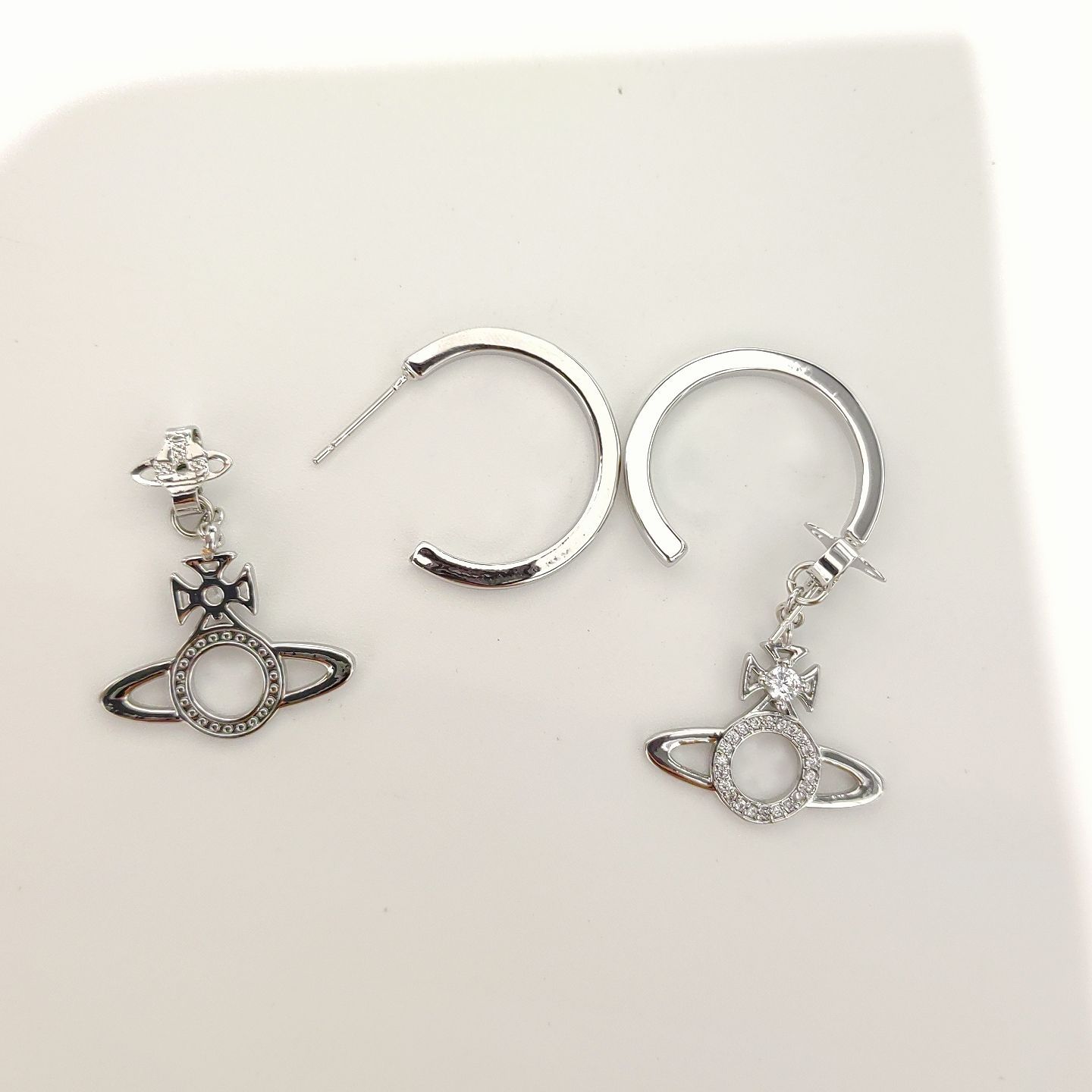 ヴィヴィアンウエストウッド ピアス（両耳）シルバー新品 - メルカリ