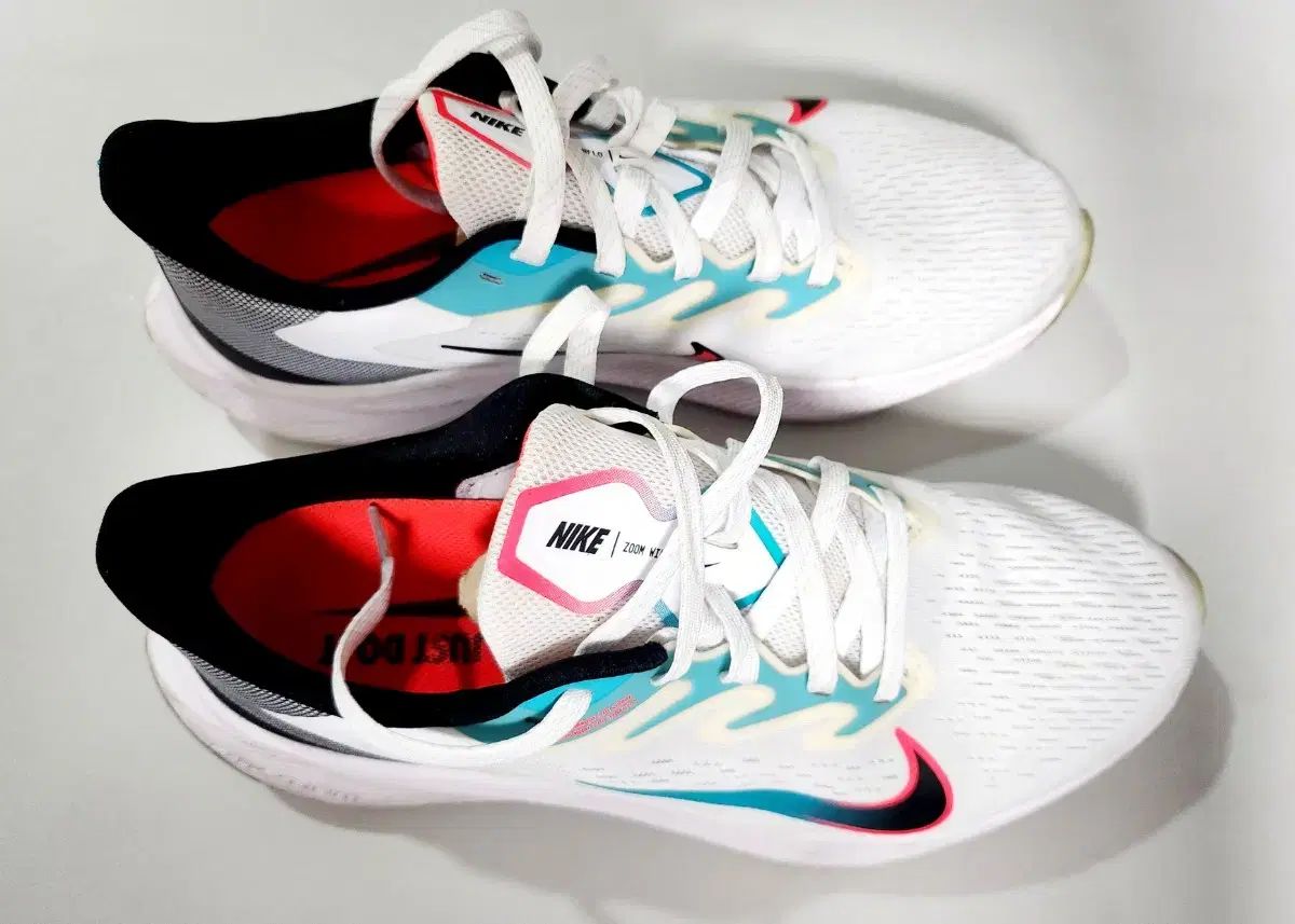 【雷市場（ポンジャン）商品韓国直送】 NIKE(ナイキ) ズーム ウィンフロー ホワイト CJ0291 ー 100
