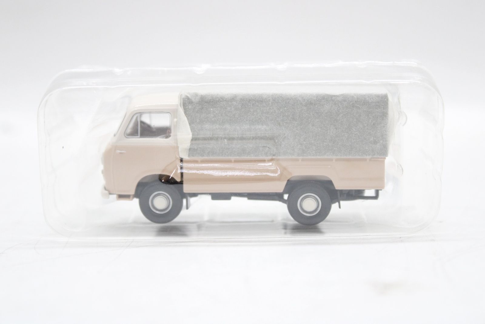 トミカリミテッド 日産 キャブオール 1900（後期型
