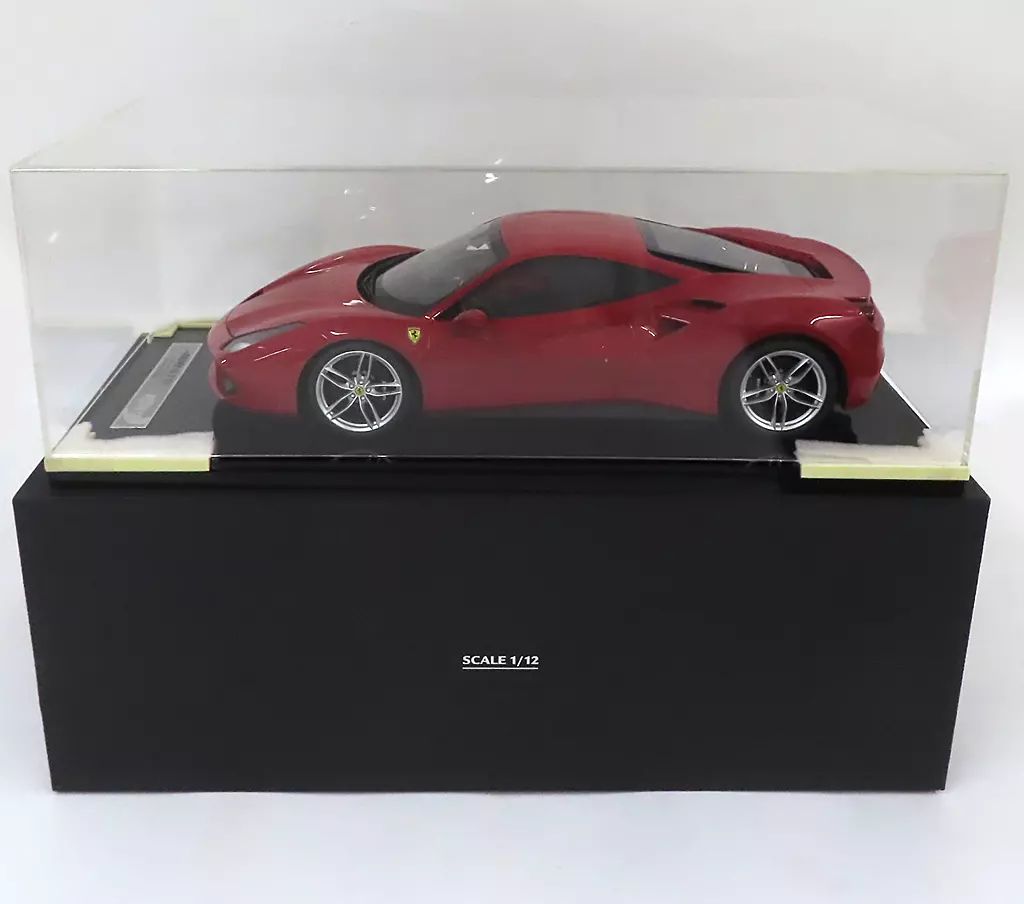 ミニカー 1 12 フェラーリ 488 GTB 2015 Metallic rosso corsa 322 ケース付 レッド BBR1203A