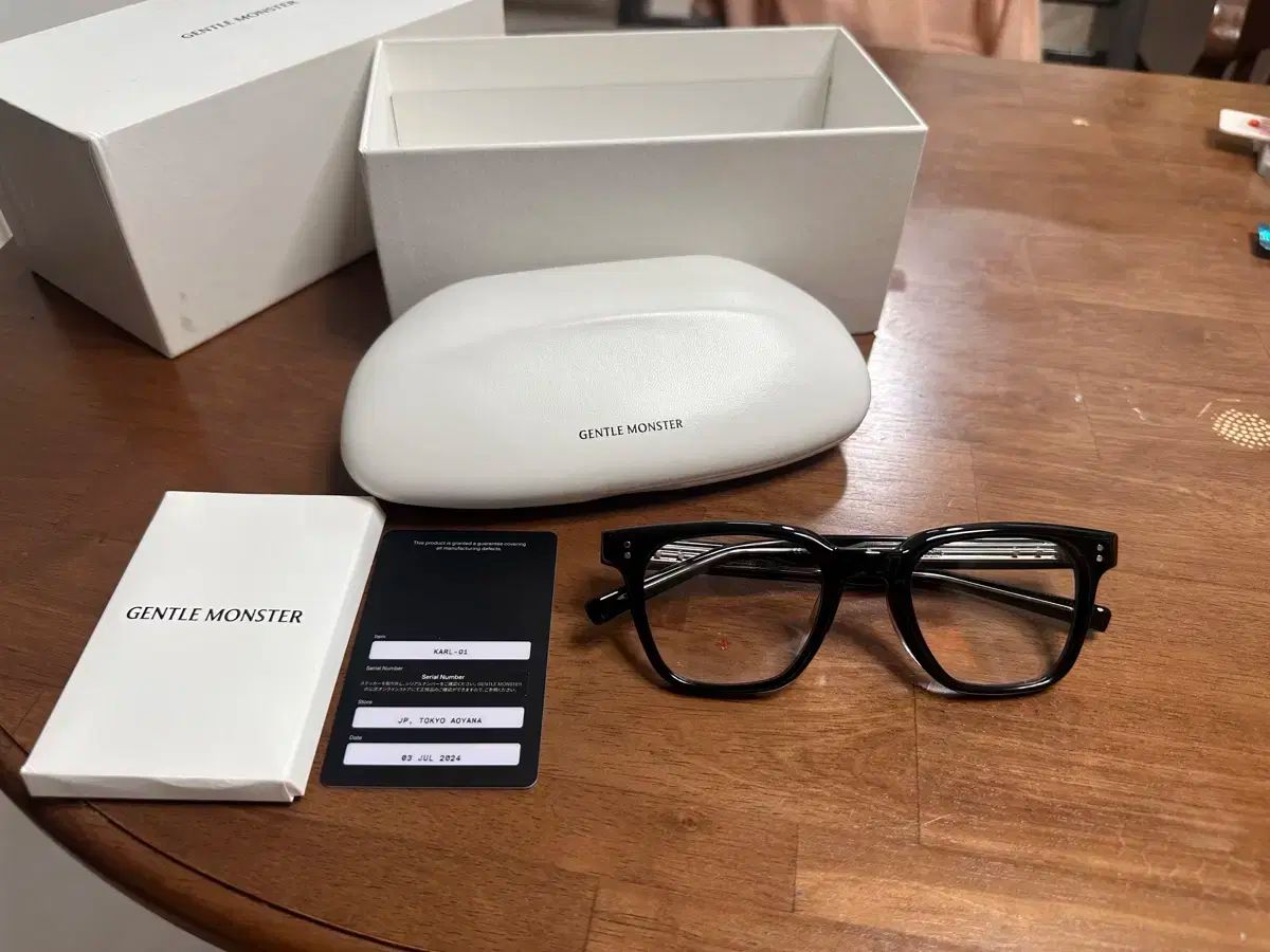 ジェントル モンスター KARL ー 01 ブラック メガネ フルセット