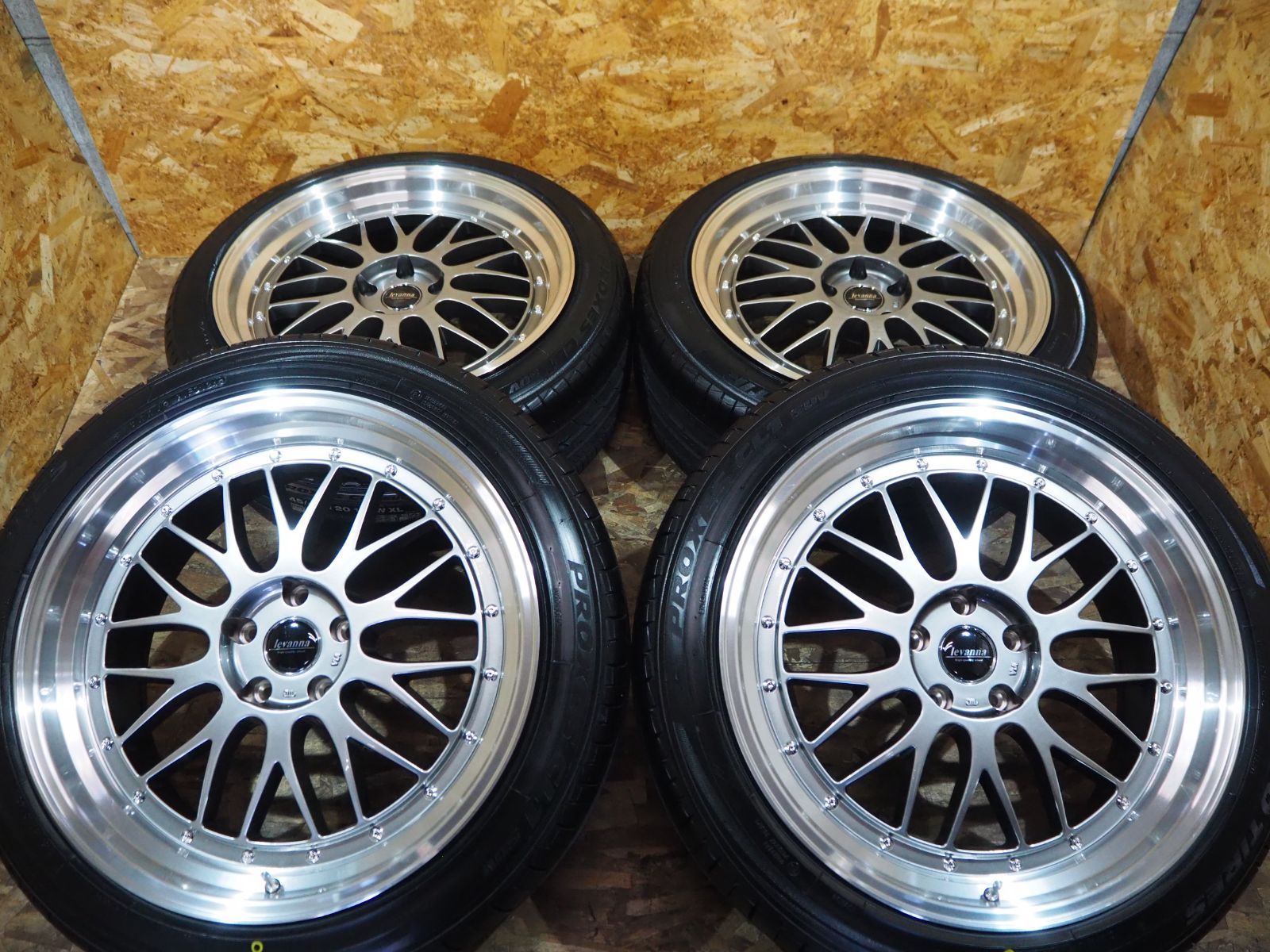 levanna v10LTH ホイール Amazon.co.jp: levanna V10-EX FFT 19インチ 8.5J+42 5H100