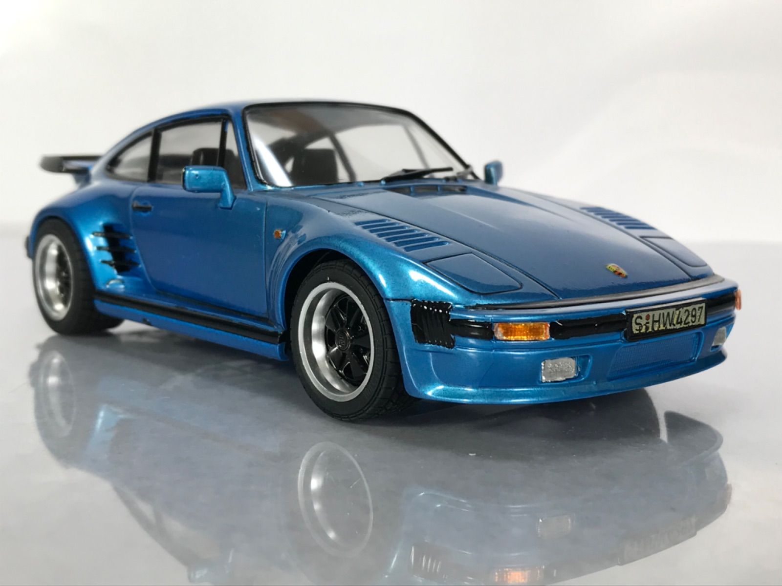 ポルシェ911ターボクーペフラットノーズ タミヤ1/24スポーツカー